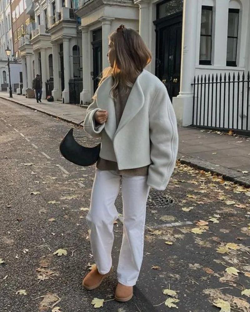 ANIRA - Verkürzte Wolljacke